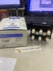 Van chia hơi nâng gầm Mercedes W164 W211 W212 W221 W251. Hàng Frey. Mã A2123200356, A2123200358, A2513200058