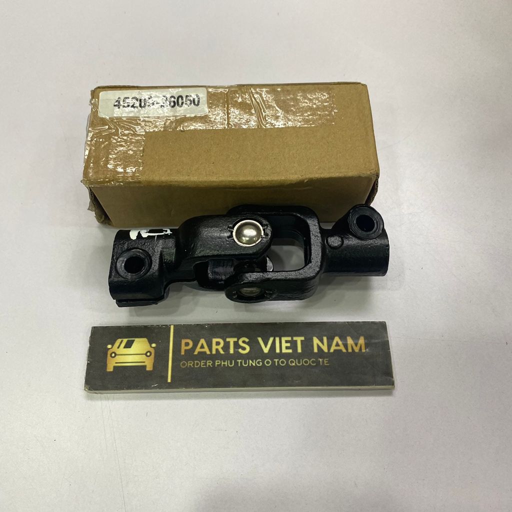 Khớp lái các đăng đoạn trên Toyota Haice hoặc Cá Mập đời 2005 - 2014. Hàng cao cấp thông số dài 12,4 cm đường kính lỗ 1.2 ly. Mã 45209-26050, 4520926050