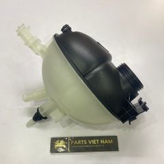 Bình nước phụ Mercedes W212, E200, E250, E300, E350 đời 2010 -  2018. Hàng cao cấp. Mã A2045000749,  A2045000049, A2045000549