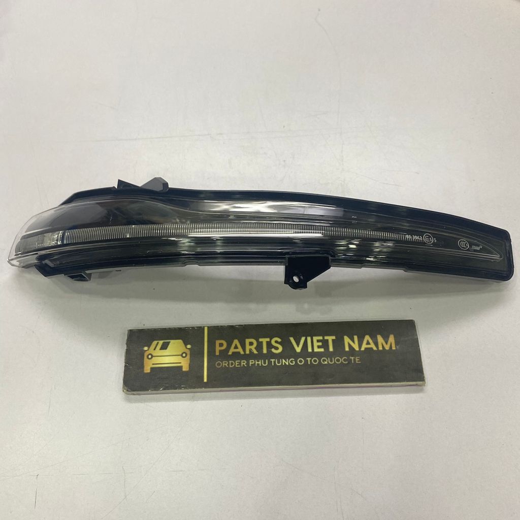 Xi nhan gương Mercedes W205, A205, S205, W213, W222, C217, A217 đời 2015 - 2022. Hàng Mer China. Mã A0999060701, A0999060801