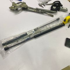 Ty chống nắp capo Ford Ranger, Wildtrak, 2.2, 3.2, Everest đời 2015 - 2020 dài 54  cm. Hàng cao cấp. Mã EB3B-16C826-AA, EB3B16C826AA