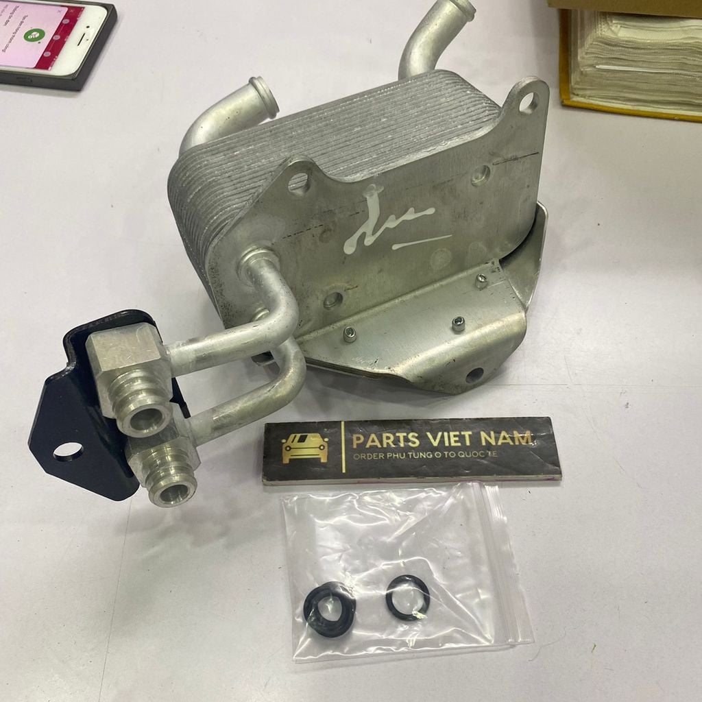 Két làm mát dầu, két sinh hàn hộp số tự động Mazda BT50 2.2 và 3.2 đời 2014 - 2020. Hàng cao cấp. Mã AB397A095BB, JB3G7A095BA