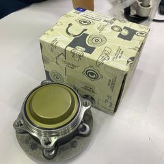 Cụm bi moay ơ trước Mercedes W205 C200, C250, C300, C350, C63 AMG đời 2014 - 2022. Hàng BMTSR bảo hành 6 tháng. Mã A2053340400, A-205-334-04-00