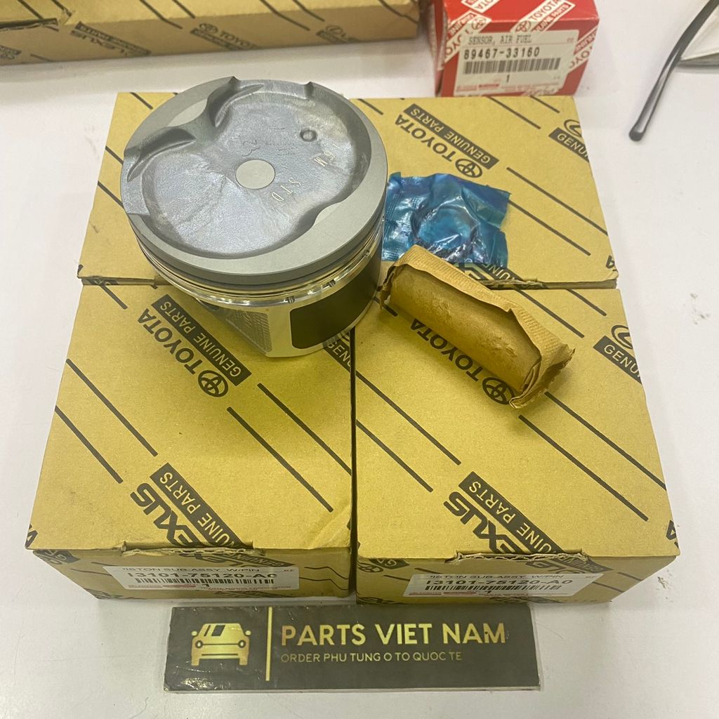 Piston Toyota Innova 2.0 STD động cơ 1TR. Hàng Toyota cap cấp. Hàng Toyota cao cấp. Mã 13101-75120, 13101-0C060, 1310175120, 131010C060 ( 1 bộ 4 quả liền ắc)