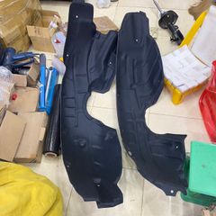 Chắn bùn lòng dè sau nỉ Toyota Camry 2.4, LE, 2.0, 3.5Q đời 2006 - 2013. Hàng cao cấp sản xuất China. Mã 65638-06080 LH, 65637-06080 RH, 6563806080 LH, 6563706080 RH ( 1 cái )