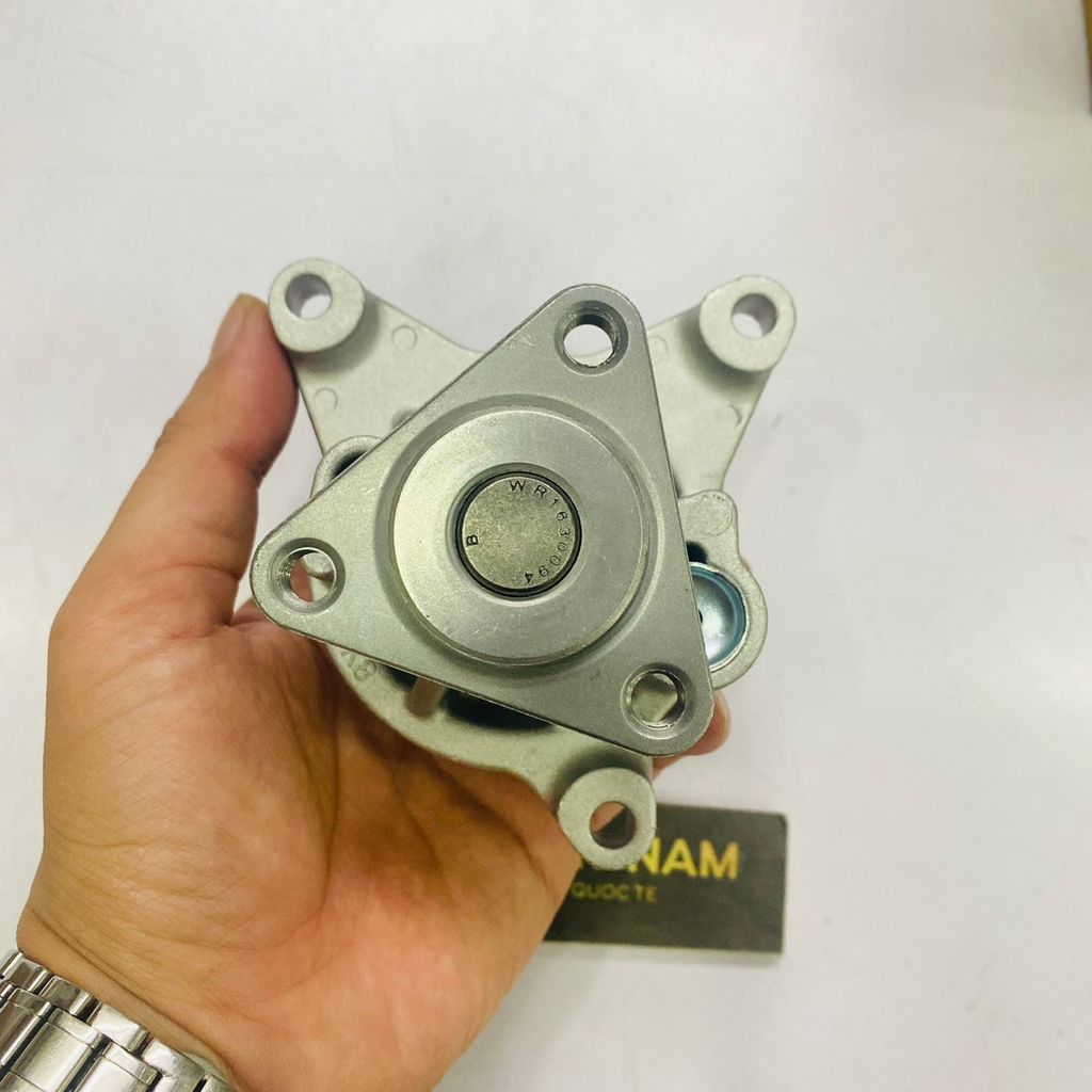 Bơm nước động cơ Mazda 6 máy 2.0 đời 2003 - 2006. Hàng cao cấp. Mã LF94-15-100, LF9415100