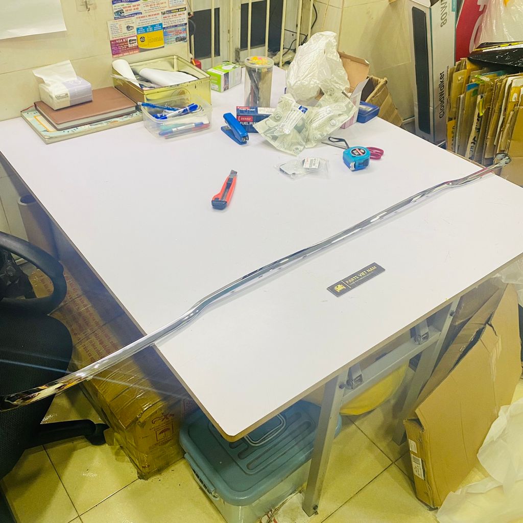 Nẹp mạ cản sau hoặc ba đờ xốc sau Mercedes W213 E200, E250, E300, E350, E43 AMG, E53 AMG đời 2017 - 2020. Hàng Taiwan. Mã A2138850321