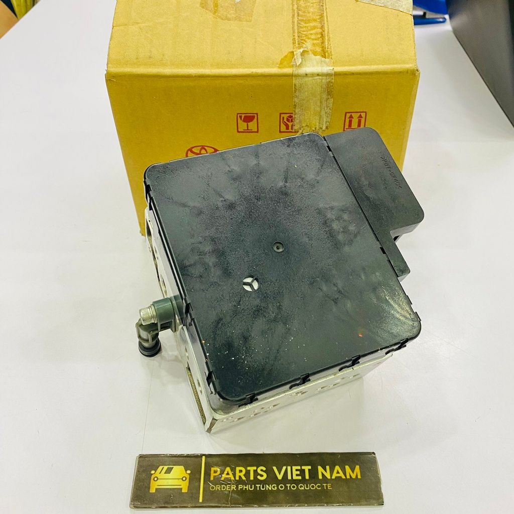 Cụm phanh Abs Lexus LS460 đời 2007 - 2015. Hàng gần như mới 95%. Mã 44501-48080, 4450148080, 44050-48320, 4405048320, 44510-50070, 4451050070, 44510-50090, 4451050090