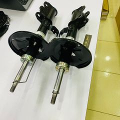 Giảm xóc trước hay phuộc trước Toyota Prius đời 2006 - 2010. Hàng Showa Japan thay 1 đôi bảo hành 6 tháng. Mã  4851080274 RH, 4851047041 RH, 4852080064 RH, 4852047041 RH ( 1 đôi )