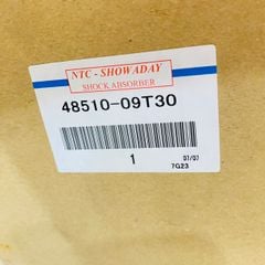 Giảm xóc trước hay phuộc trước Toyota Prius đời 2006 - 2010. Hàng Showa Japan thay 1 đôi bảo hành 6 tháng. Mã  4851080274 RH, 4851047041 RH, 4852080064 RH, 4852047041 RH ( 1 đôi )