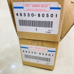 Giảm xóc sau hay phuộc sau Toyota Corolla nhập mỹ ZRE152, ZRE153 đời 2007 - 2013. Hàng Showa Japan. Thay 1 đôi bảo hành 6 tháng. Mã 48530-80396 RH, 48530-12C40 RH, 48530-80396 LH, 48530-12C40 LH ( 1 đôi )
