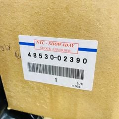 Giảm xóc sau hay phuộc sau Toyota Prius đời 2006 - 2010. Hàng Showa Japan thay 1 đôi bảo hành 6 tháng. Mã 4853049715 RH, 4853047031 RH, 4853049715 LH, 4853047031 LH ( 1 đôi )