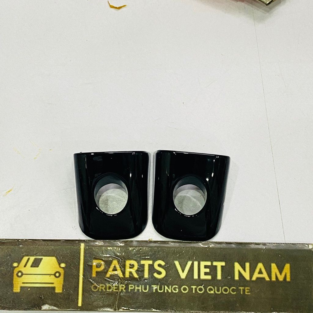 Ốp đuôi tay mở cửa có lỗ khóa trước trái Audi A4 B8 S4 S5 A5 Q5 RS5 đời 2008 - 2017. Hàng cao cấp mầu đen. Mã 8T0837879 ( 1 cái )