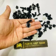 Bộ vít nở nhựa hoặc chốt nhựa cho chắn bùn, taplo, tapbi... phù hợp xe ô tô Toyota, Mazda, Hyundai, Kia, Mazda, Land Rover, Audi, Volkswagen, Bmw, Mercedes. Mã NONHUA01