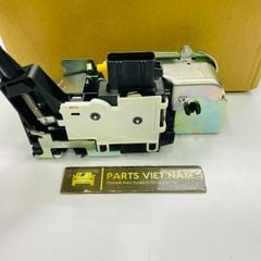 Cơ cấu ổ khóa ngậm hoặc cửa sau Ford Transit đời 2008 - 2017. Hàng JMC. Mã YC15V219A64,