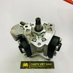 Bơm cao áp Land Cruiser máy dầu động cơ 1VD đời 2007 - 2012. Hàng Toyota Denso Japan đặt hàng 5 - 7 ngày. Mã 9729405-028, 2210051032, 2210051070, 2210051031, 2210051042
