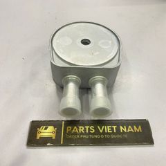 Két sinh hàn hay két làm mát dầu động cơ Land Rover Discovery Sport, Range Rover Evoque, LR2 động cơ 2.0L L4 - Gas đời 2012 - 2017. Hàng Behr sản xuất China. Mã LR025515