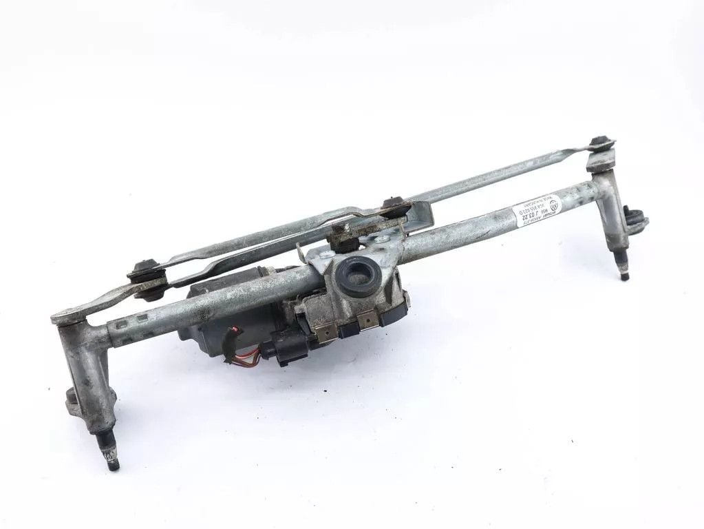 Cơ cấu gạt mưa liền mô tơ gạt mưa Volkswagen Passat CC đời 2008 - 2012. Hàng xịn tháo xe, đặt hàng 5 - 7 ngày. Mã 3C8955023D, 3C8955023F, 3C8955023B, 3C8955023D, 3C8955601