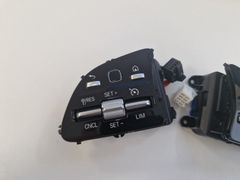 Phím điều khiển khiển trên vô lăng Mercedes W177, W205, W213, W222 đời 2018 - 2024. Hàng tháo xe còn 90% đặt hàng 3 - 5 ngày. Mã A0999050509 ( 1 đôi )