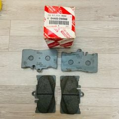 Má phanh hoặc bố thắng trước Lexus LS430 đời 2000 - 2006. Hàng cao cấp. Mã 04465-0W060 044650W060