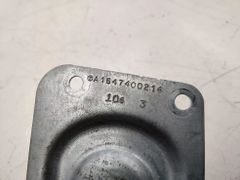 Chân giữ bơm nhiên liệu cho Mercedes W164 GL450, GL320, GL550, GL350 đời 2007 - 2012. Hàng tháo xe còn 90% đặt 3 - 5 ngày. Mã 1647400214
