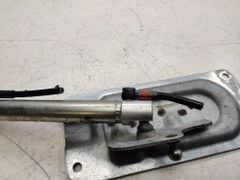 Chân giữ bơm nhiên liệu cho Mercedes W164 GL450, GL320, GL550, GL350 đời 2007 - 2012. Hàng tháo xe còn 90% đặt 3 - 5 ngày. Mã 1647400214