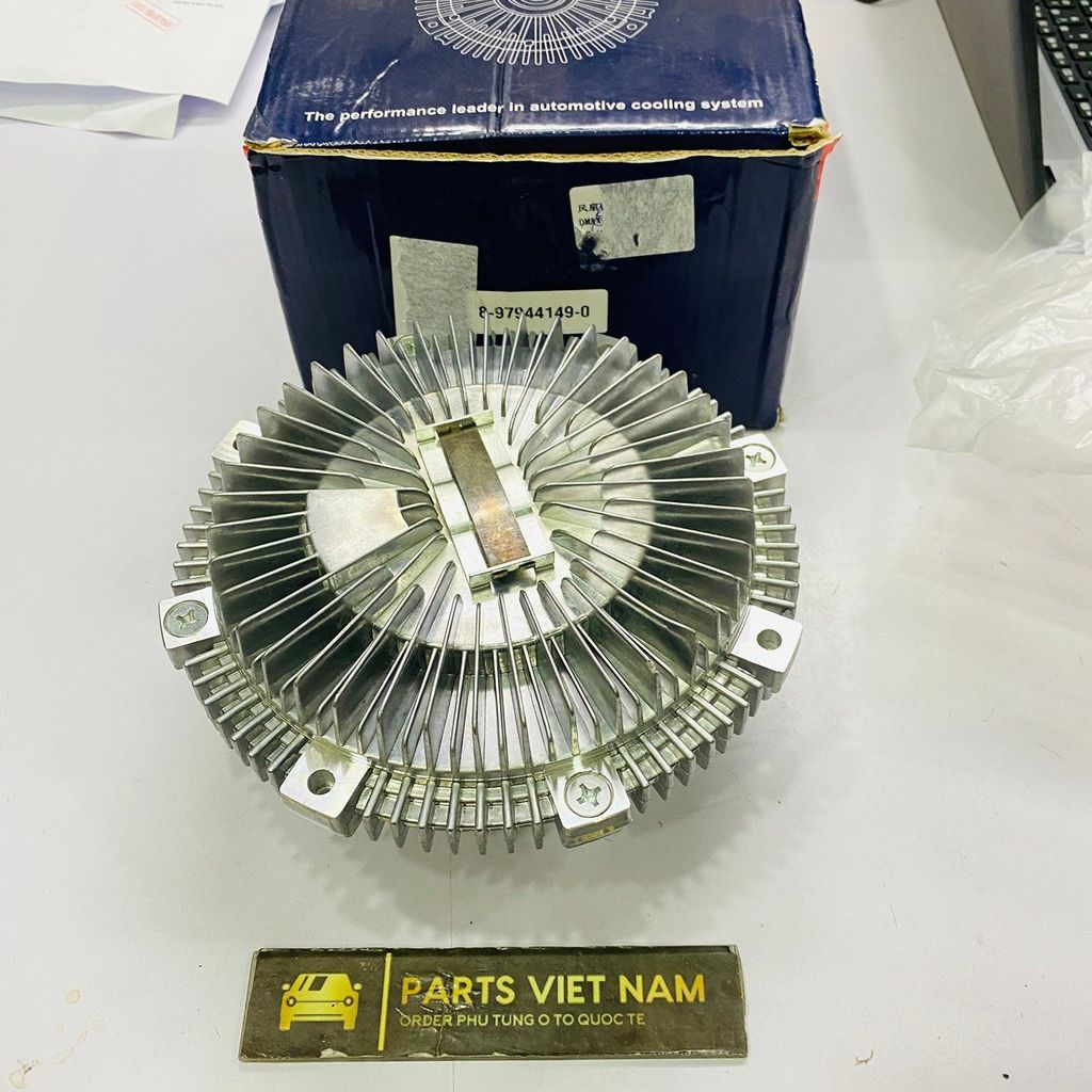 Củ ly tâm quạt làm mát động cơ iSuzu Dmax, D-max động cơ 4JJ1