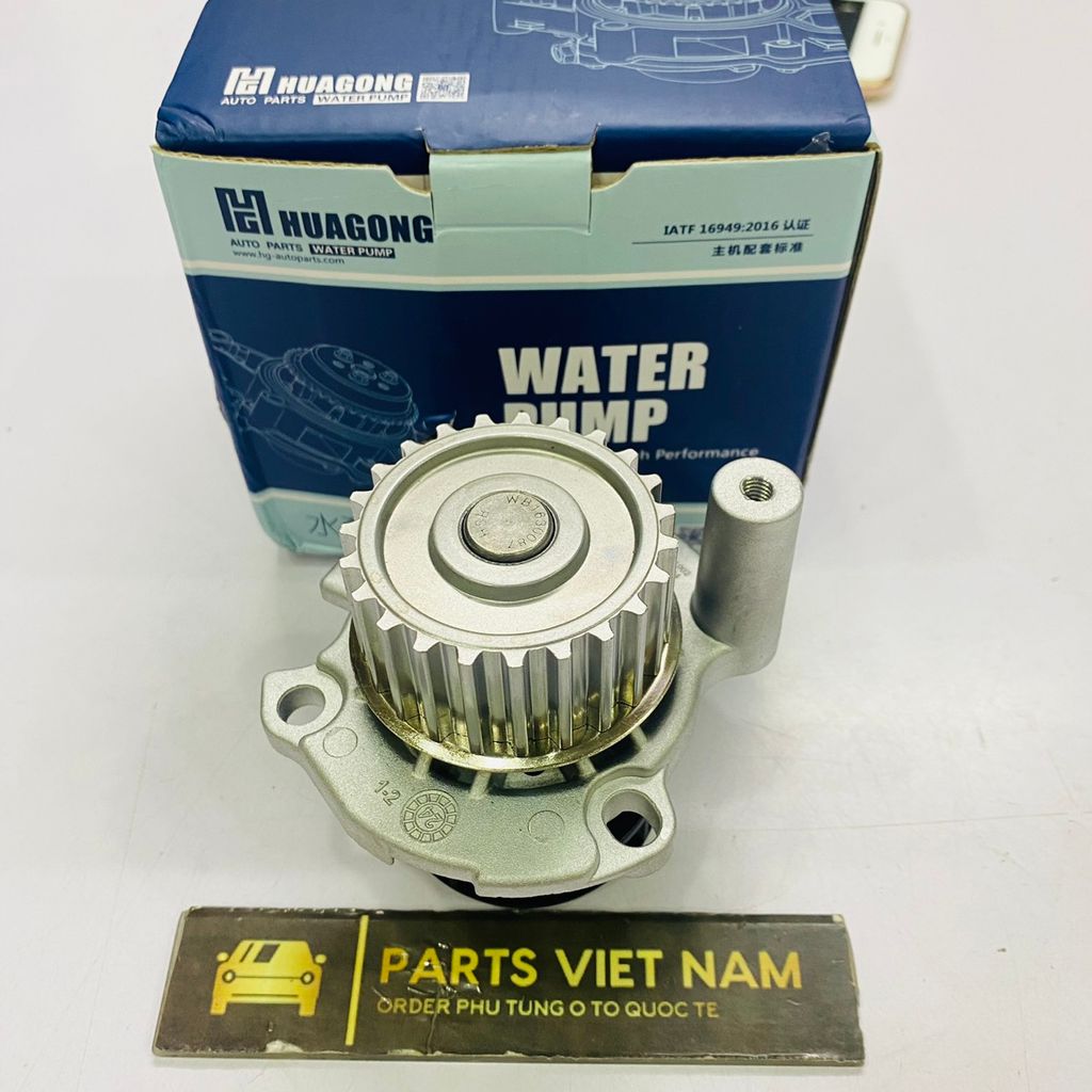 Bơm nước động cơ Audi A3, A4, A5, A6 TT máy 1.8, Volkswagen Golf IV, Jetta IV, New Beetle, Passat máy 1.8 và 2.0 đời 2000 - 2006. Hàng cao cấp đặt hàng 8 - 10 ngày. Mã  06A121011T