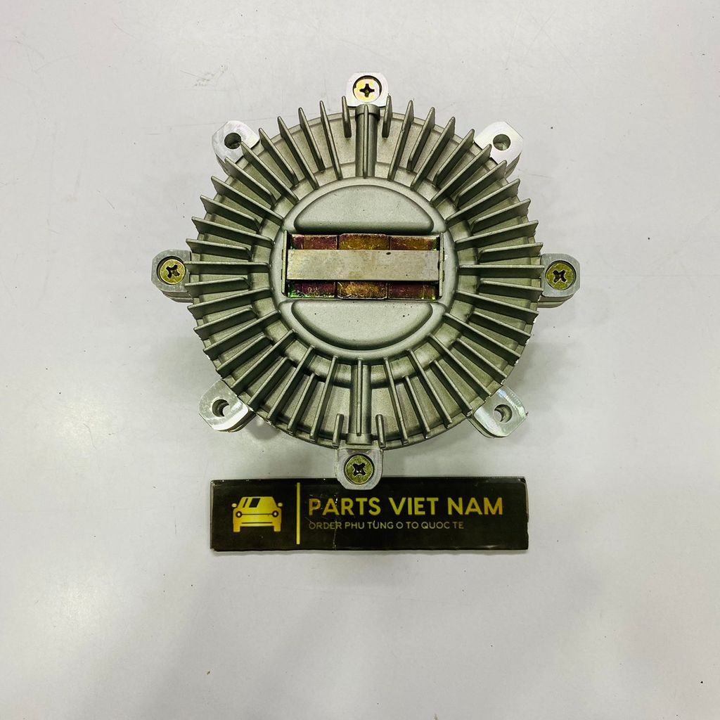 Ly tâm quạt két nước Mitsubishi L200, L300, L400, Pajero, V31, V32 động cơ 4G63, 4G64, Jolie VB2W. Hàng Cao cấp. Mã MD317679