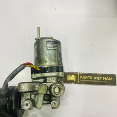 Mô tơ bơm ABS liền bầu tích áp tổng phanh Lexus GX470 đời 2005 - 2009. Hàng tháo xe còn 85%. Mã 89541-60061, 8954160061, 47070-33010, 4707033010