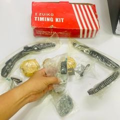 Bộ nhông xích cam Infiniti, Nissan, Cefiro, Maxima, Pathfinder, Terrano, Murano máy 3.5 động cơ VQ35DE đời 2008 - 2015. Hàng Zuiko. Mã 1302831U00