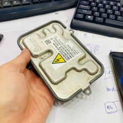 Ballast hoặc hộp điều khiển đèn pha W204, W251, R320, R350, R500 C180, C220, C230, C250, C300, C350, C250. Hàng xịn tháo xe bảo hành lắp 7 ngày. Mã A2044420003, A2048700226, A2048700126, A2048203285, A204870012680