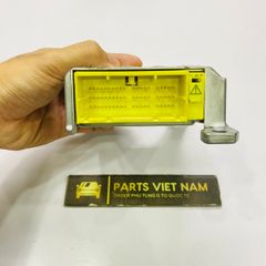 Hộp điều khiển túi khí Toyota Camry 2.4 LE đời 2006 - 2012. Hàng tháo xe nguyên zin. Mã 89170-06200, 8917006200