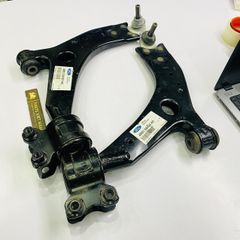 Càng A Ford Focus côn 15 đời 2005 - 2012 . Hàng cao cấp. Mã 4M513A424AF LH, 4M513A423AF RH ( 1 cái )