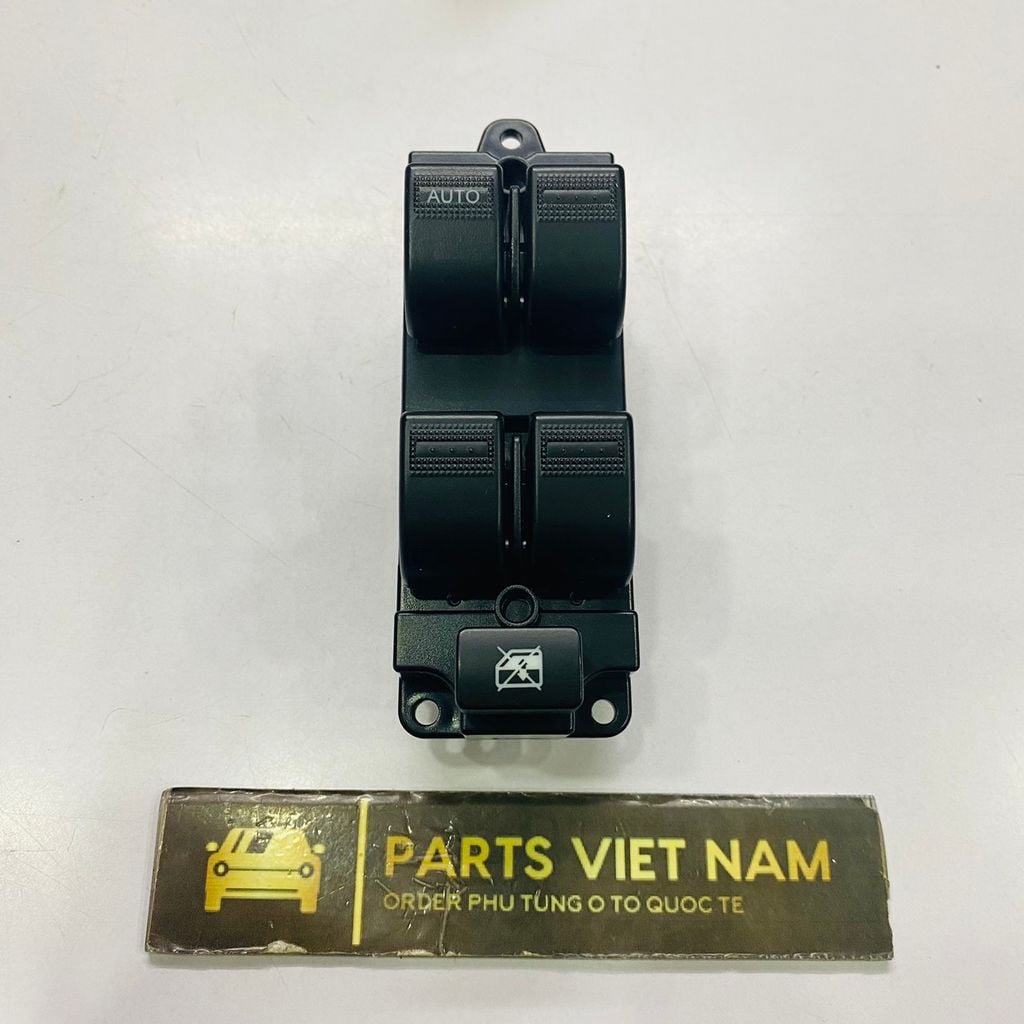 Công tắc lên xuống kính tổng hoặc cửa trước trái Mazda Bt50 đời 2013 - 2019. Hàng cao cấp bảo hành 3 tháng. Mã UC2L6635YB, AV7914540BB