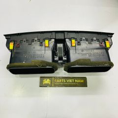 Cửa gió điều hòa trung tâm Lexus GS350, GS300, GS430, GS450h, GS460, đời 2006 - 2011. Hàng tháo xe US. Mầu đen. Mã 5566030411C0, 5566030411, 55660-30411, 55660-30410, 5566030410