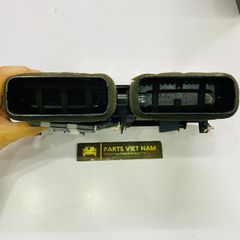 Cửa gió điều hòa trung tâm Lexus GS350, GS300, GS430, GS450h, GS460, đời 2006 - 2011. Hàng tháo xe US. Mầu đen. Mã 5566030411C0, 5566030411, 55660-30411, 55660-30410, 5566030410