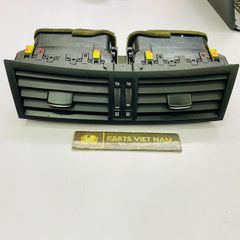 Cửa gió điều hòa trung tâm Lexus GS350, GS300, GS430, GS450h, GS460, đời 2006 - 2011. Hàng tháo xe US. Mầu đen. Mã 5566030411C0, 5566030411, 55660-30411, 55660-30410, 5566030410