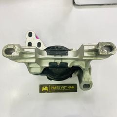 Chân đầu máy, chân thủy lực hoặc chân máy phải Mazda 3 máy 2.0 và Mazda CX5 và Mazda 6 máy 2.5 đời 2014 - 2018. Hàng xịn không hộp. Mã GJL339060