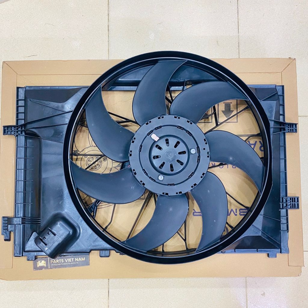 Cụm lồng quạt két nước làm máy động cơ Mercedes W203 C180, C200, C230 ...