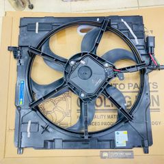 Cụm lồng quạt két nước BMW X5 E70, E71 đời 2007 - 2010. Hàng Frey. Mã 17428618240