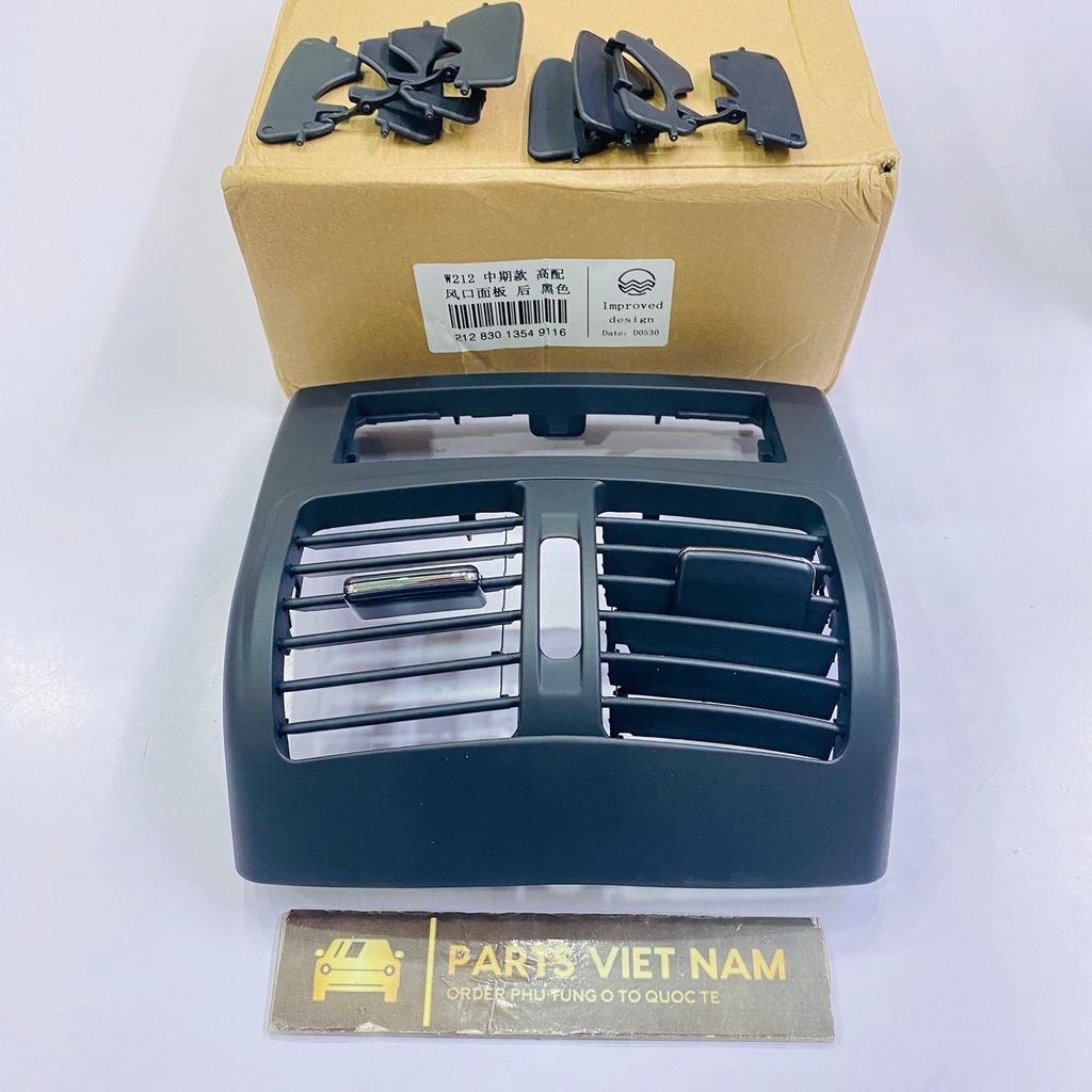 Cửa gió điều hòa sau hoặc cửa gió điều hòa yên ngựa Mercedes W212 E200, E250, E300, E350, E400 đời 2009 - 2016. Mầu đen. Hàng cao cấp. Đặt hàng 8 - 10 ngày. Mã A21283013542