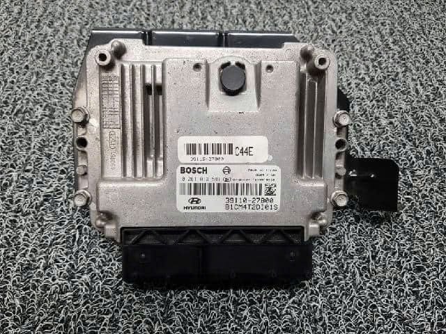 Hộp đen ECU hay hộp điều khiển động cơ Hyundai Santafe, Kia Sorento 2007 - 2012. Hàng tháo xe nhập Hàn Quốc nguyên zin bảo hành lắp 10 ngày. 3911027800, 39110-27800