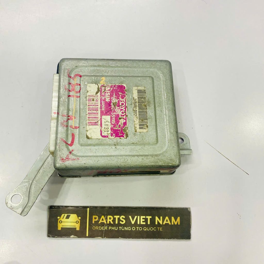 Hộp điều khiển chống bó cứng phanh ABS Toyota 4Runner đời 1996 - 2001. Hàng tháo xe nguyên zin, đặt hàng 8 - 10 ngày. Mã 8954035110, 89540-35110