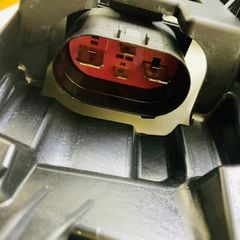 Quạt làm mát động cơ hoặc cụm lồng quạt két nước Mercedes W205 C200, C250, C300, C350, C63 AMG đời 2014 - 2022. Hàng Behr sản xuất China. Mã A0999061800, A0999061100