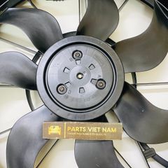 Quạt làm mát động cơ Mercedes W205 C200, C250, C300, C350, C63 AMG đời 2014 - 2022. Hàng sản xuất nhà máy Mer China. Mã A0999061800, A0999061100