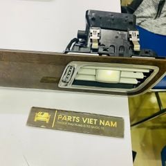 Cụm cửa gió điều hòa trên taplo Mercedes W212 E200, E240, E280, E300, E350 đời 2009 - 2016. Hàng đã qua sử dụng còn 90% đặt 18 ngày. Mã A2128303154