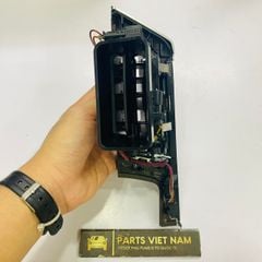 Cụm cửa gió điều hòa trên taplo Mercedes W212 E200, E240, E280, E300, E350 đời 2009 - 2016. Hàng đã qua sử dụng còn 90% đặt 18 ngày. Mã A2128303154