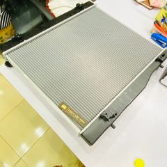 Két nước làm mát động cơ Toyota Haice, Cá Mập máy xăng động cơ 2TR số tự động đời 2005 - 2013. Hàng Tongshi Taiwan. Mã 16400-75470, 1640075470