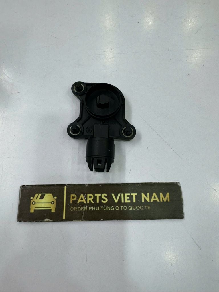 Cảm biến lệch cam BMW 128i, 325i, 328i, 330i, E90, 525i, 520i, 528i, 530i, E60, X3 E83, X5 E70, Z4 E86. Hàng Febi.  Mã 11377524879 7524879